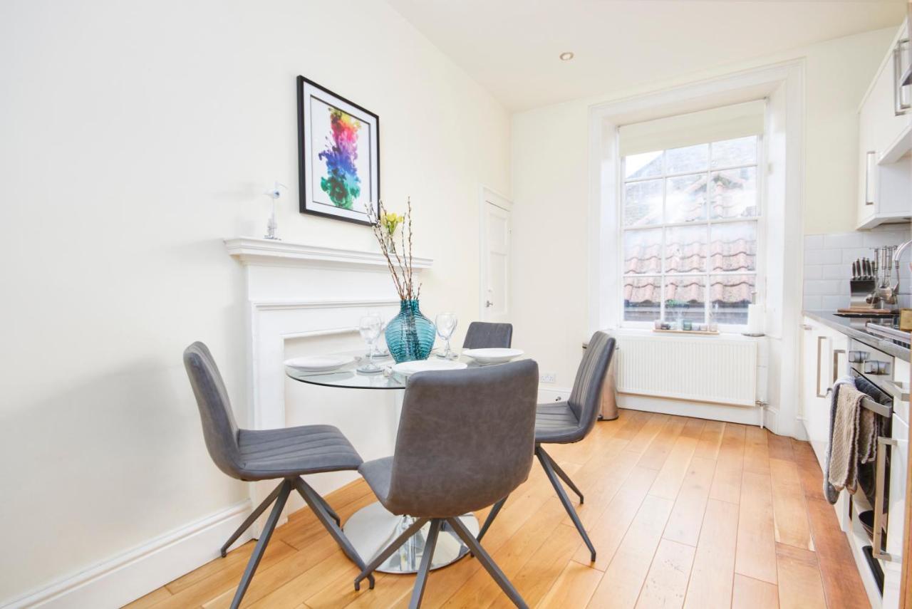 Appartamento The Stunning Duplex Gem In The Heart Of Bath Esterno foto