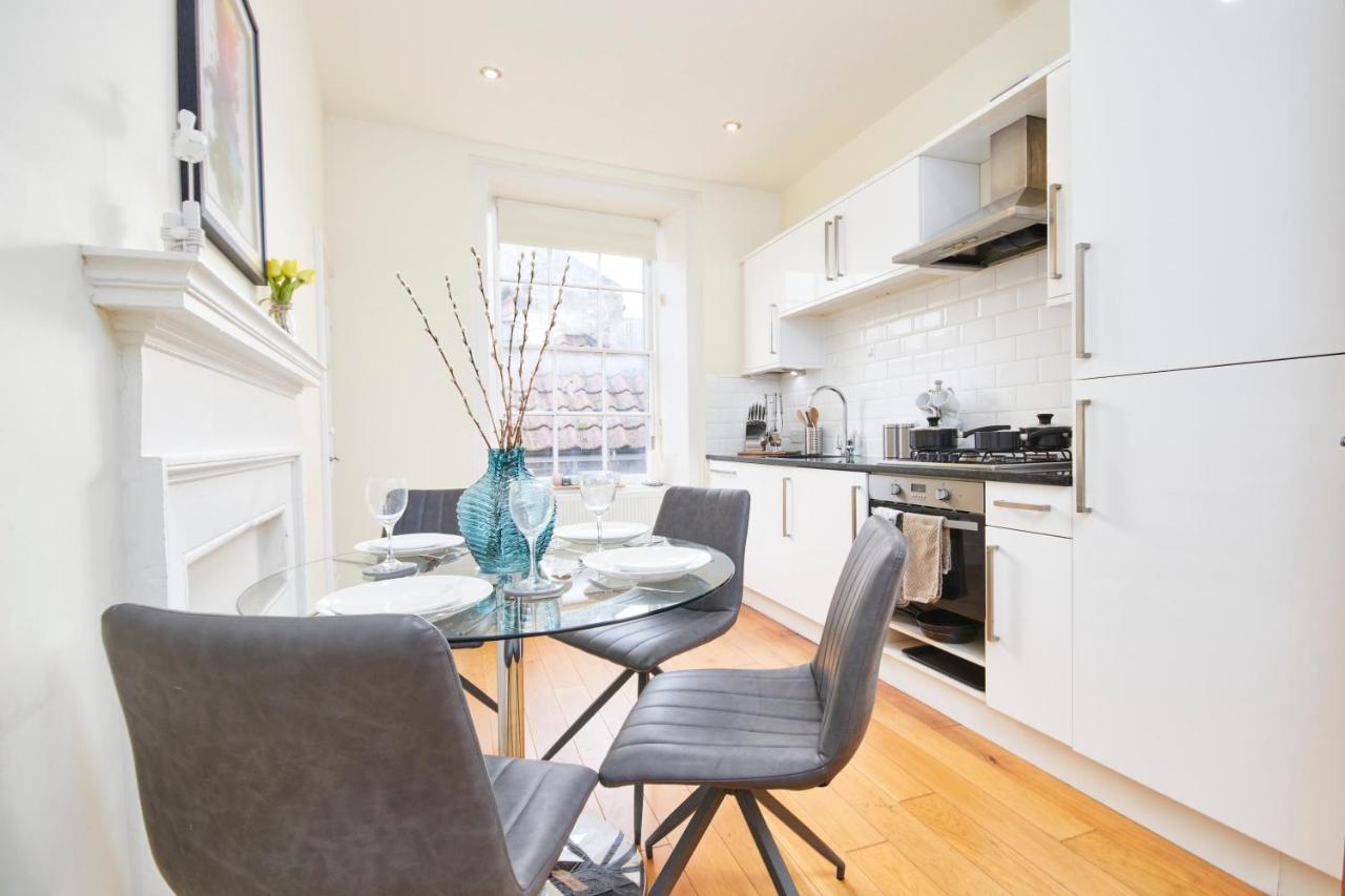 Appartamento The Stunning Duplex Gem In The Heart Of Bath Esterno foto